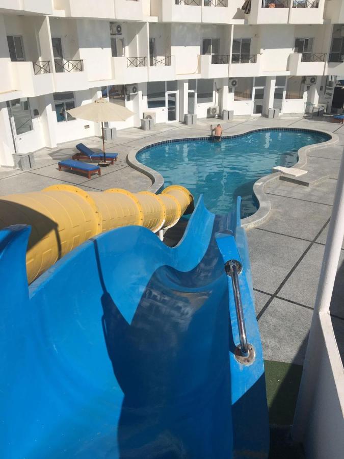 Apartment Dolcezza Near The Sea Redsealine Hurghada Bagian luar foto