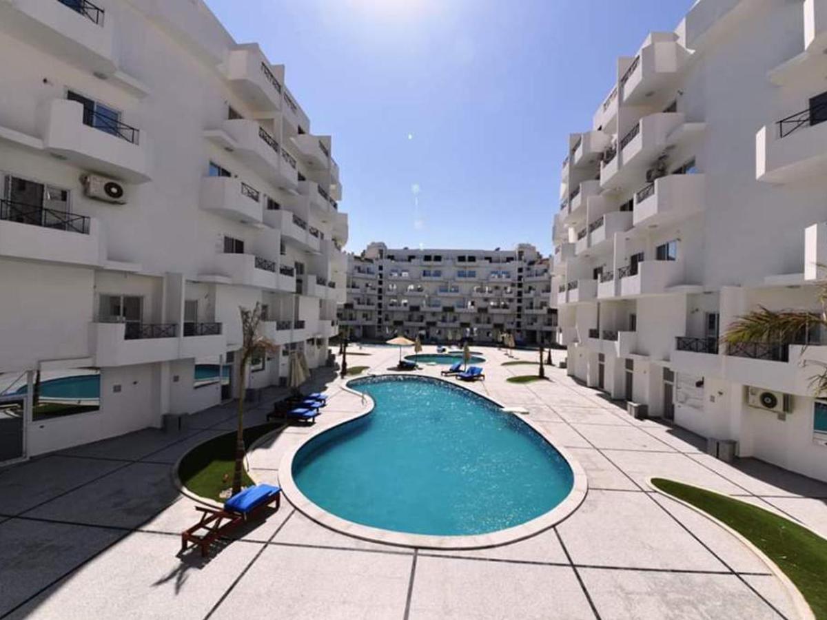 Apartment Dolcezza Near The Sea Redsealine Hurghada Bagian luar foto